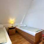 Gaestehaus-gorch-fock-wohnung-7 Apartamento *